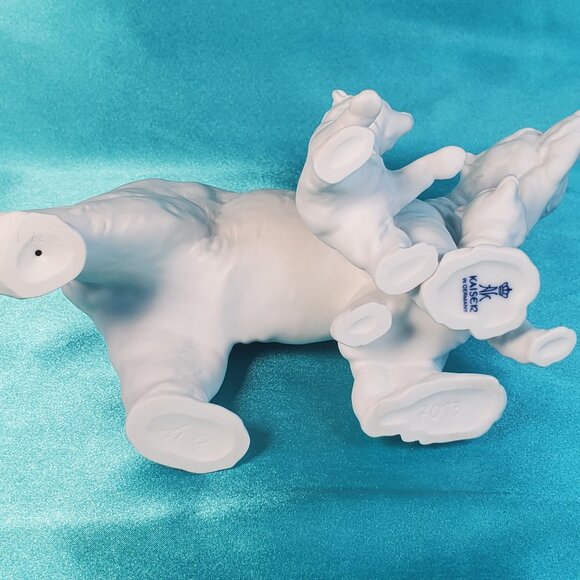 Kaiser Porcelain Polar Bear Family Figurine – Mother & 2 Cubs Vintage W. Germany - Picture 10 of 13